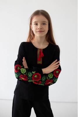 Вишиванка для дівчат